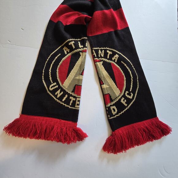 RuffNeck Atlanta United FC Soccer Scarf Red Black 7" X 60" Sports College Fan - Picture 7 of 8